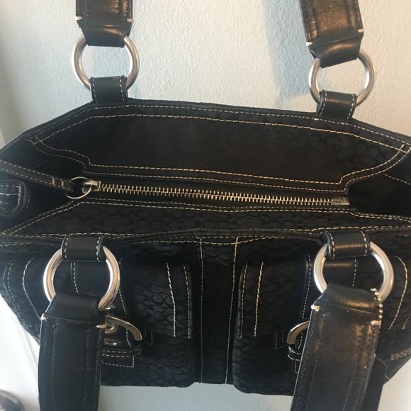 Coach Signature Jacquard Canvas Shoulder Bag - Picture 6 of 8